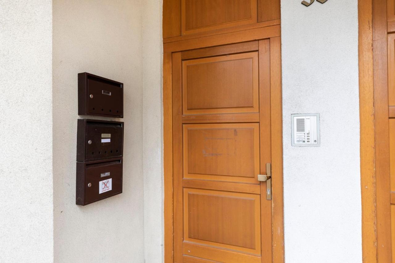 Beautiful And Romantic Penthouse With Two Terraces บราติสลาวา ภายนอก รูปภาพ